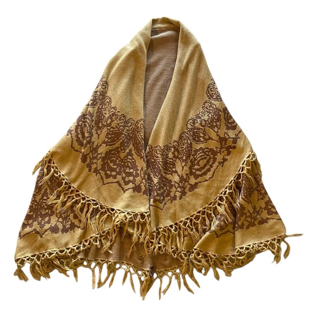 Fringe Tan & Lavender Sweater Shrug Poncho One Size